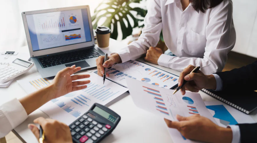 Outsourcing for Accountants: A Smart Strategy for Growing UK Accounting Firms