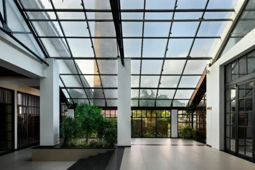 Benefits of Toughened Glass Windows in Residential and Commercial Buildings