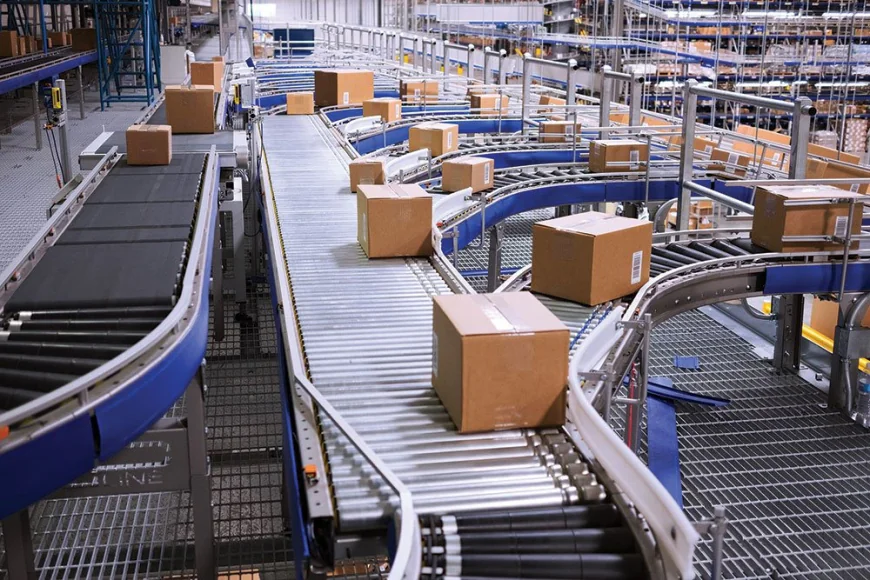 How Vertical Conveyors Keep Modern Farms Moving