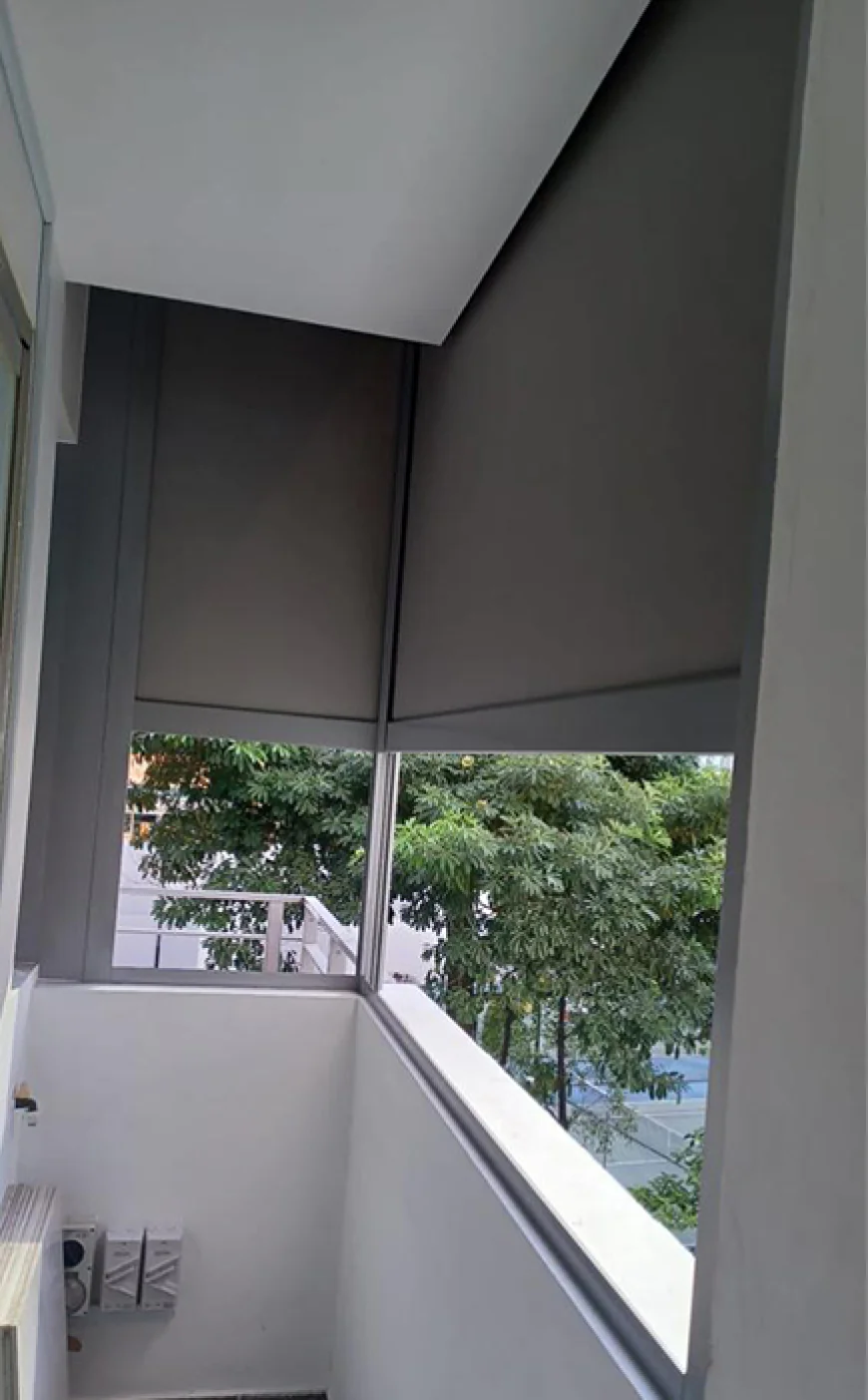 Motorised Blinds Singapore: Smart Window Coverings for Modern Homes and Offices