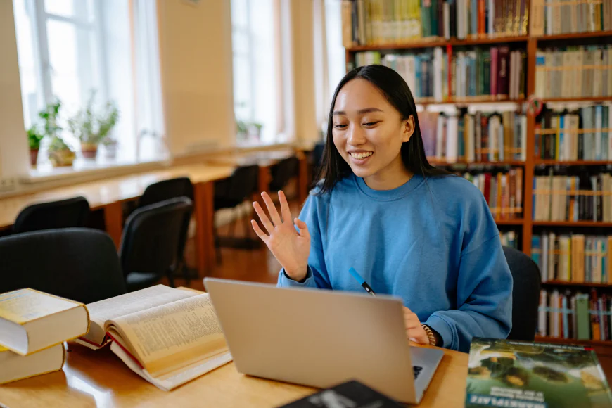 From Flexible Learning to Future Careers: The Rise of Online Education