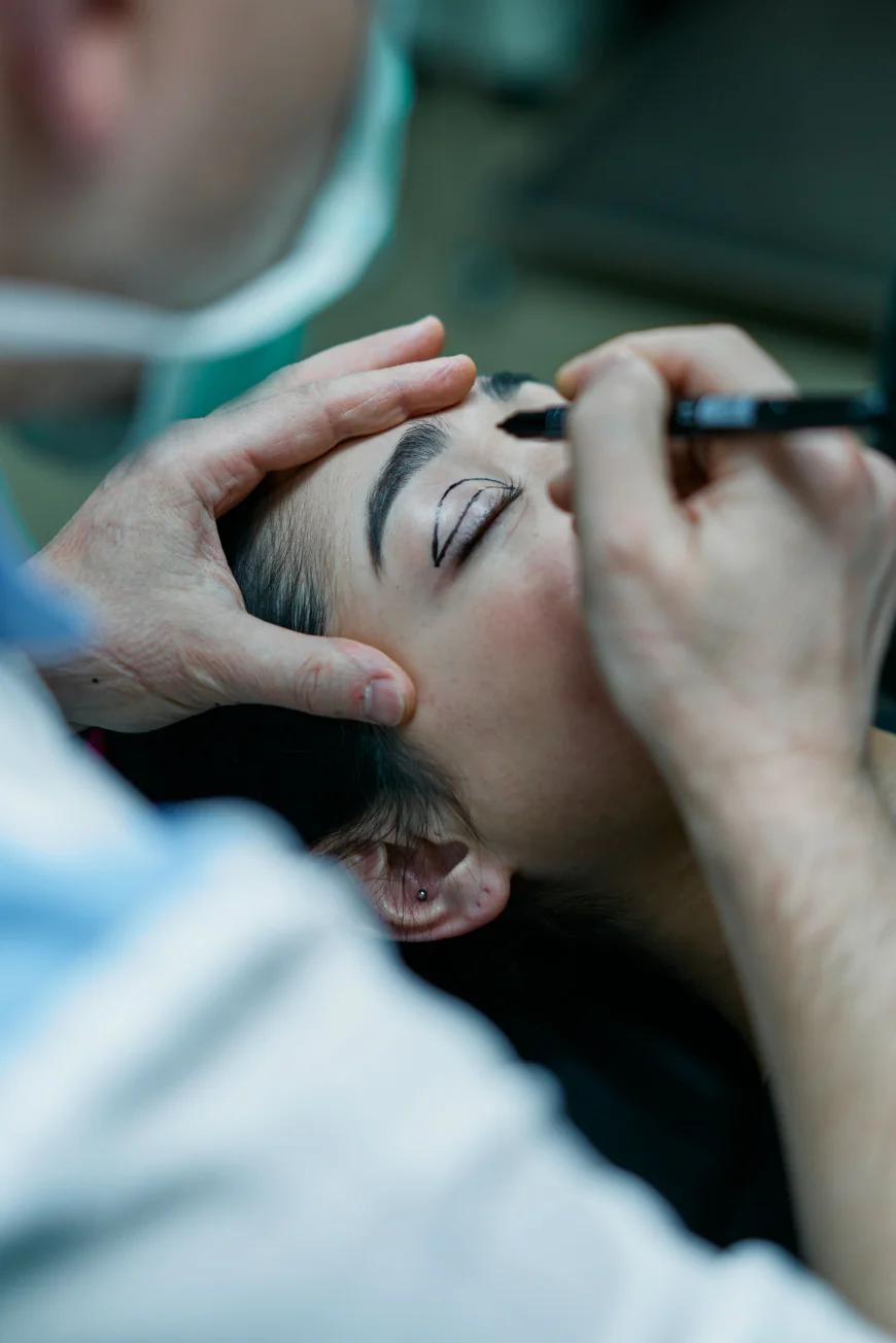 Eyelid Surgery in Islamabad for Maintaining Natural Eye Expressions