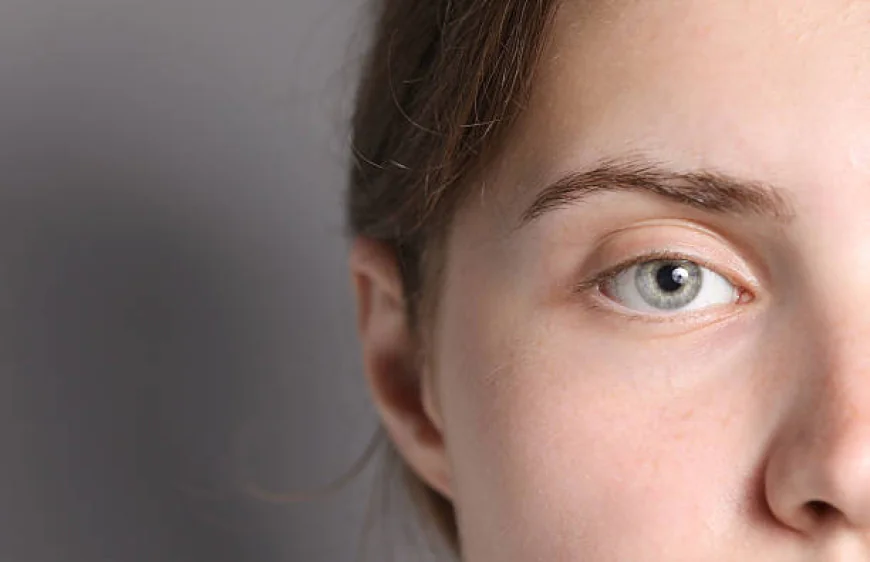 Can Eyelid Surgery Reduce Under-Eye Puffiness?