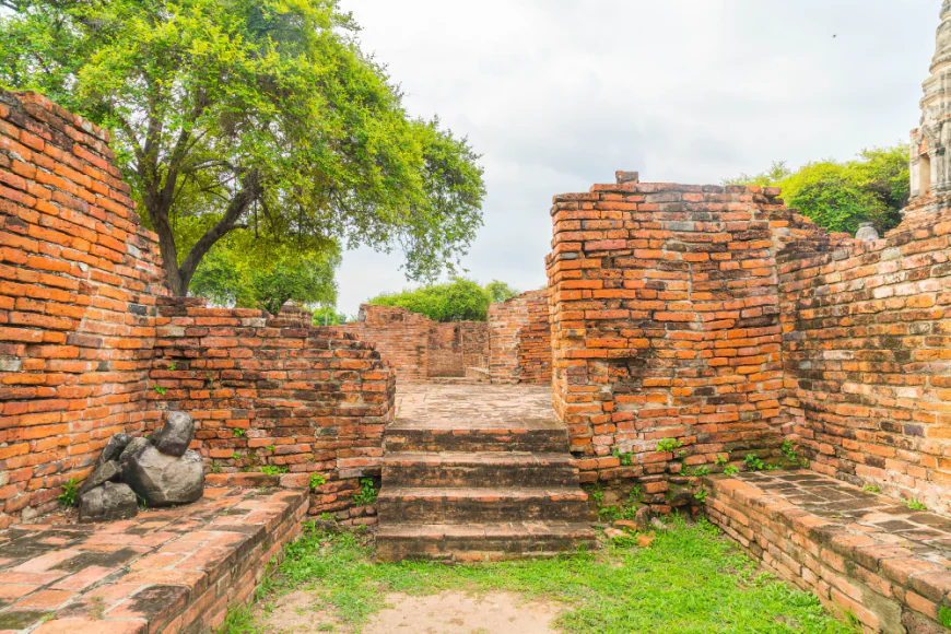 Manjarabad Fort: A Complete Travel Guide to Sakleshpur's Historic Star-Shaped Fortress