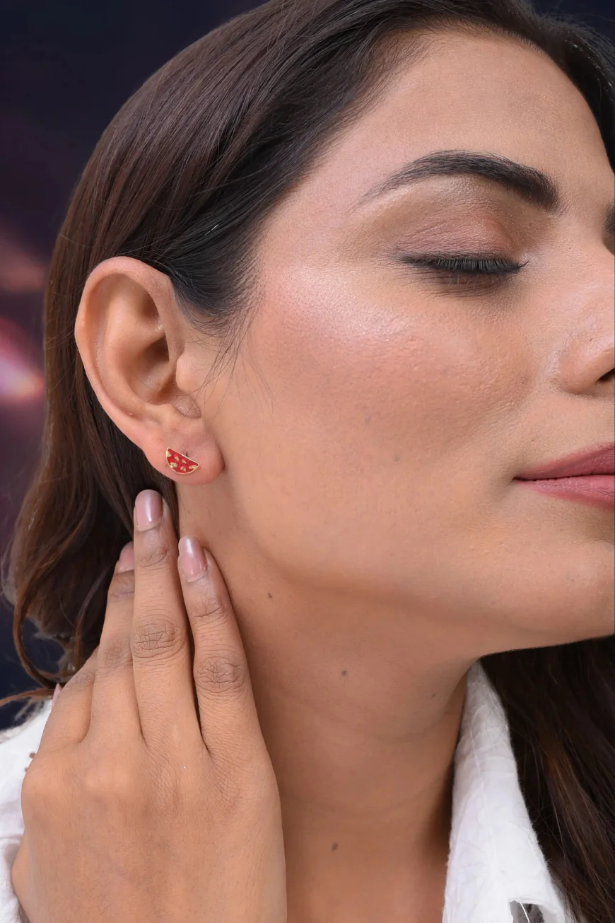 Why Silver Earrings for Office Wear Are the Best Investment for Your Daily Wardrobe
