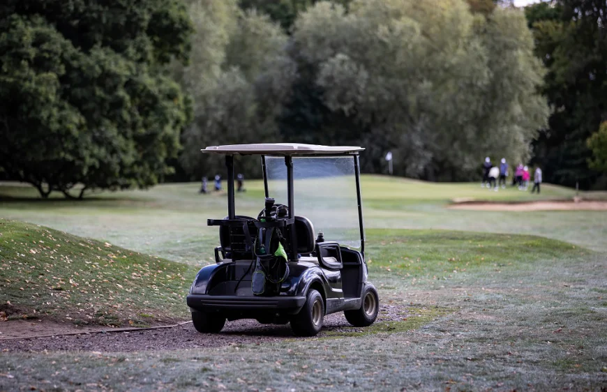 Why an Electric Golf Cart Is a Smart Choice for Everyday Transportation