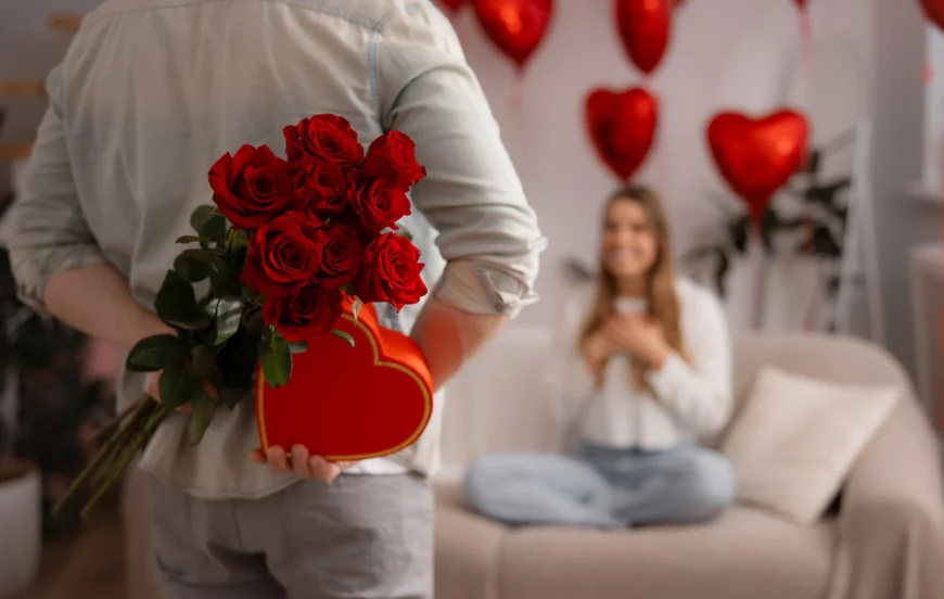 Wedding Anniversary Flower Bouquet Etiquette: What To Gift Based On Your Relationship Stage