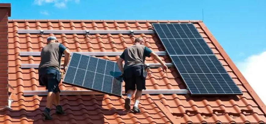 How Roof Design Affects Solar Panel Installation in Melbourne