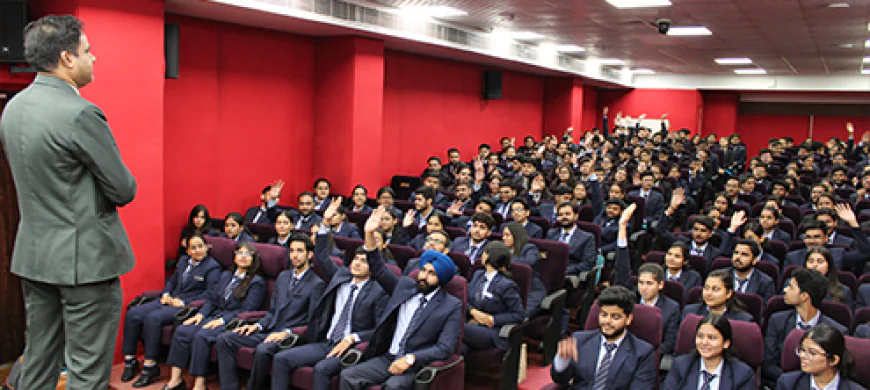 Why Marketing Management Is One of the Smartest Career Choices in India in 2026