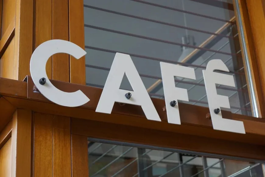 How Houston’s Diverse Business Landscape Influences Custom Storefront Sign Design – LGL Sign Company, LLC