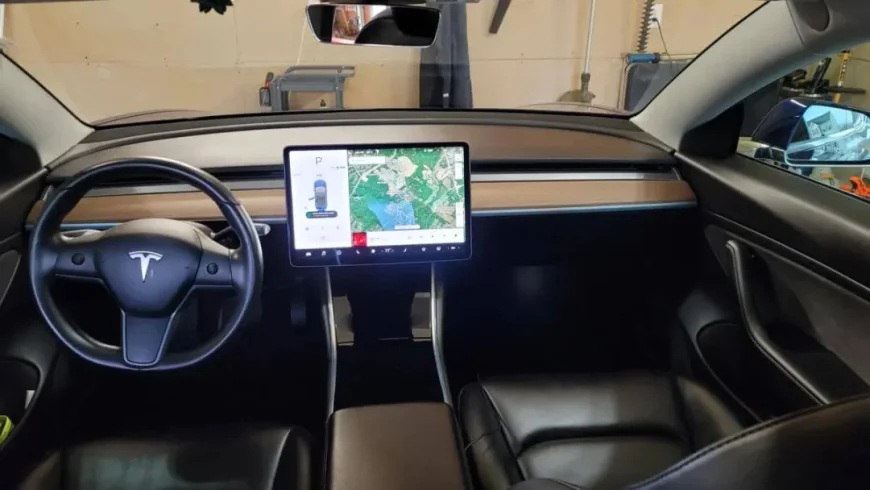 How Professional Auto Detailing Improves Your Car's Resale Value