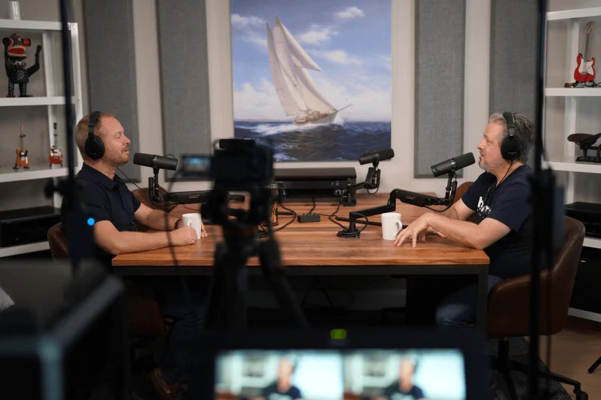 Why Every Marketer Should Listen to an Influencer Marketing Podcast