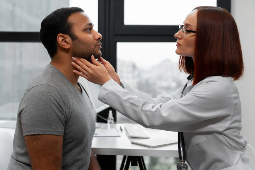 What Are the First Symptoms of Throat Cancer? A Doctor Explains