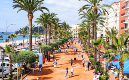 Private Barcelona Taxi Tour Services for a Personalized City Experience