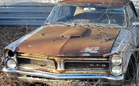 What It Really Takes to Sell a Car with Title in Miami, FL
