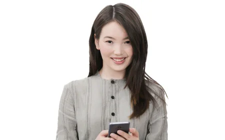 Roaming Without Regret: Your No-SIM-Card Travel Era