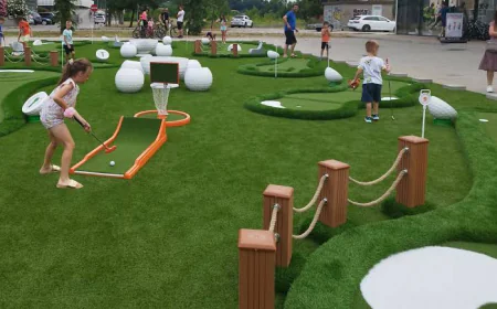Glow Golf: An Exciting Indoor Adventure for Families and Friends