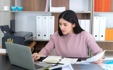 Payroll Outsourcing Firms | How They Simplify Payroll Management and Compliance?
