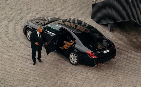 Toronto Chauffeur Service Delivering Comfort with True Elegance