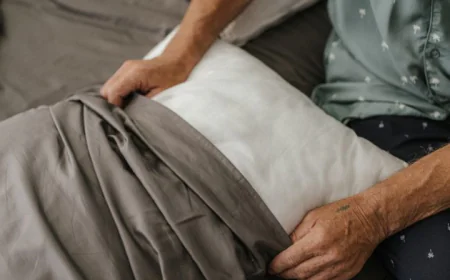 How Much Should You Pay for a Real Silk Pillowcase?