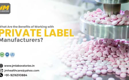What Is Private Label Manufacturing and How Does It Work for Pharma Businesses?