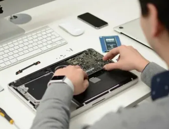 MacBook Pro Battery Replacement for Improved Daily Mobility