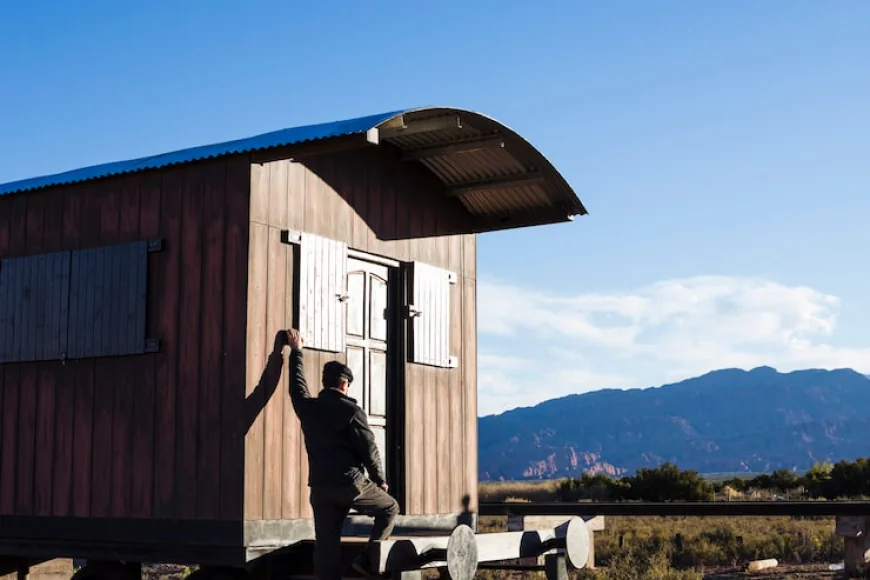 What Do Tiny House Builders Actually Do From Start to Finish?