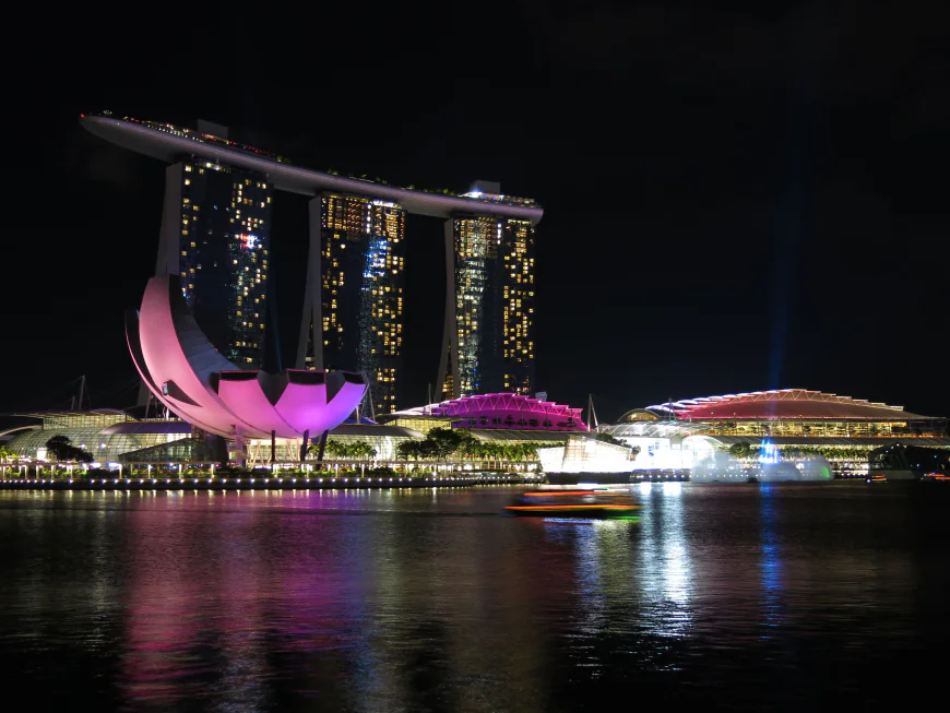 Singapore vs Thailand: Which Tour Package Offers Better Value?