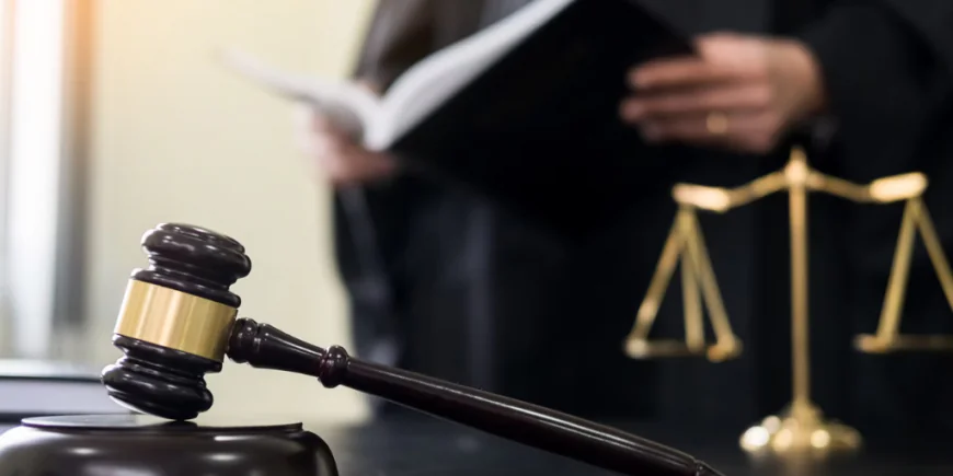 Why Distracted Driving Continues to Fuel Philadelphia Car Accident Lawsuits