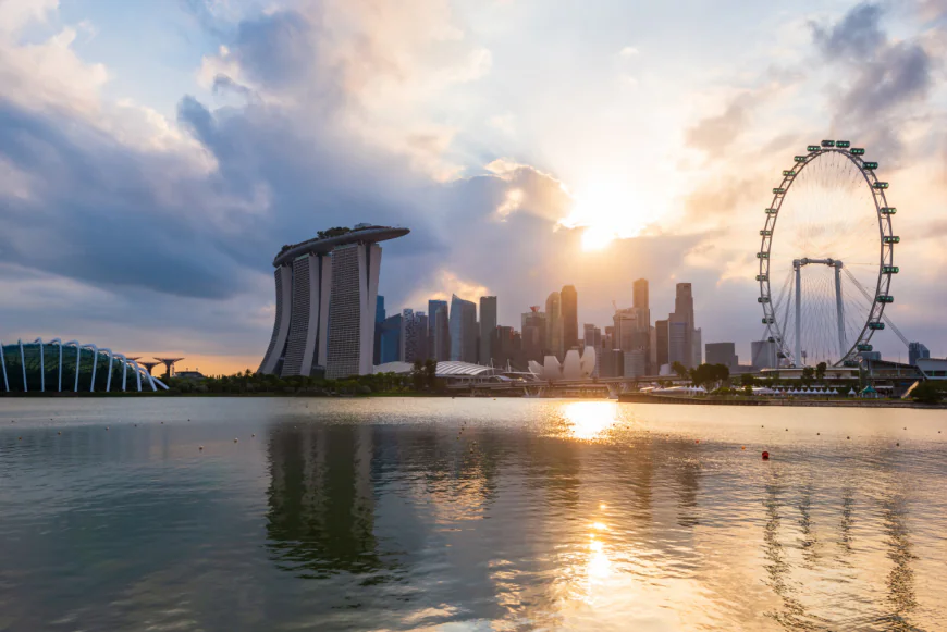 Solo Traveler's Guide to Singapore Tour Packages and Group Excursions