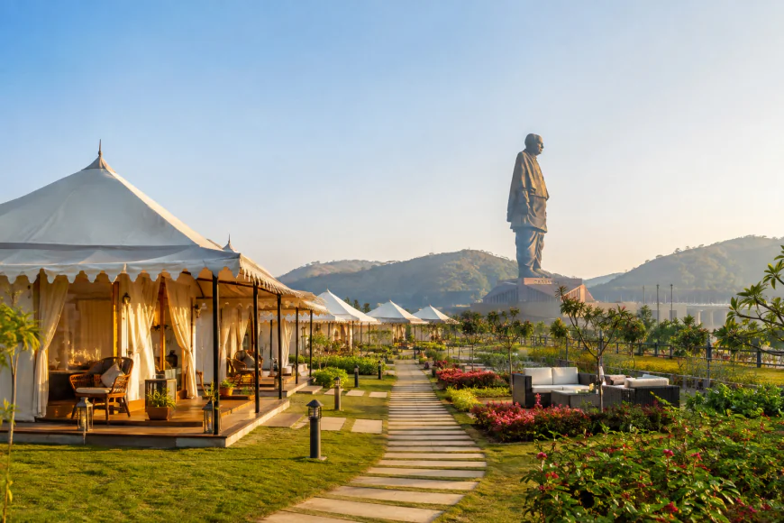 Planning Your Stay Near the World's Tallest Statue? Start Here