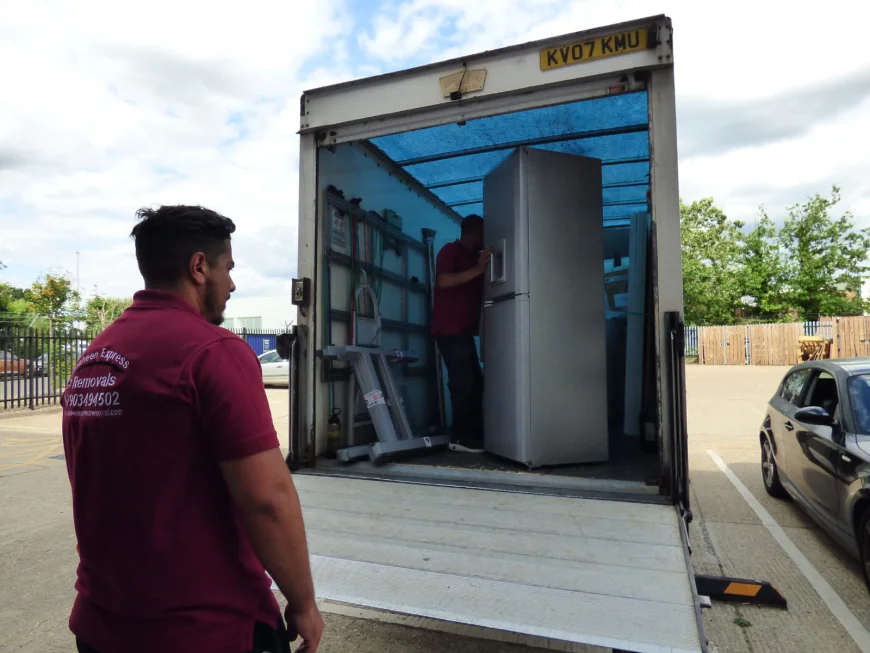 How to Communicate an Office Move to Staff and Clients