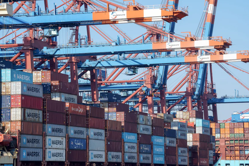 Why Choose Professional Freight Forwarders in Michigan?