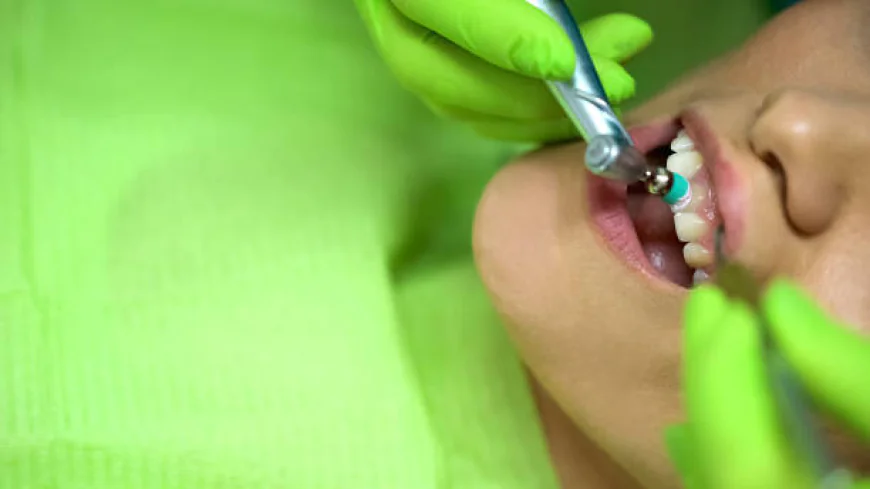 Teeth Polishing & Scaling in Dubai: What to Expect