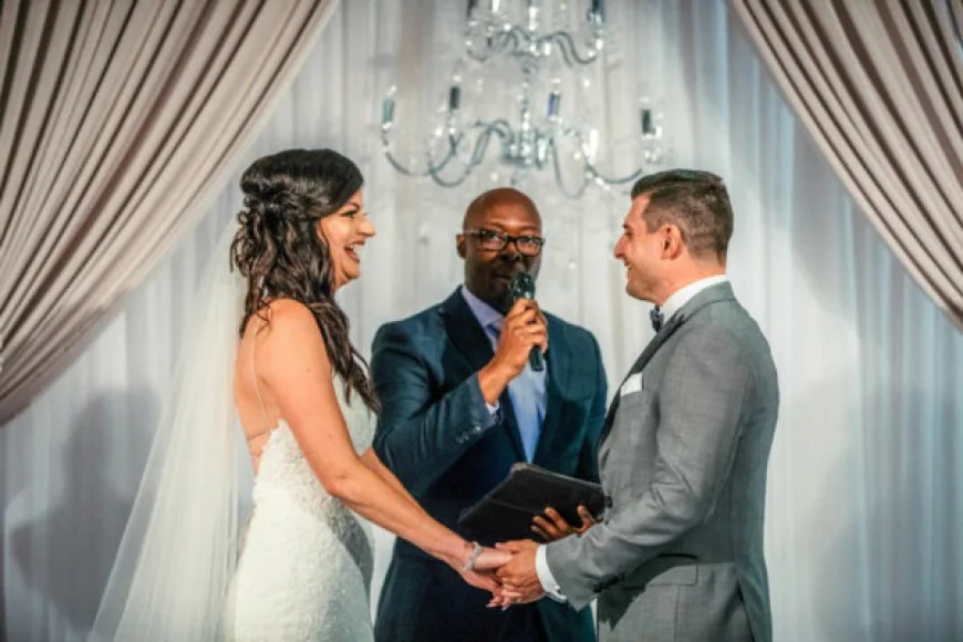 How Much Does a Wedding Officiant Cost in Toronto?
