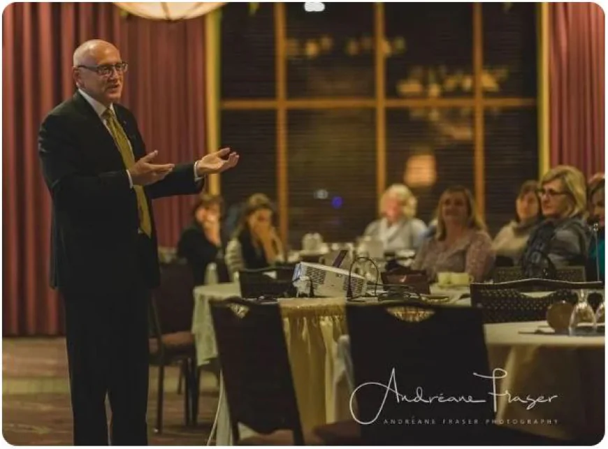What Makes a Leadership Speaker Effective and Engaging