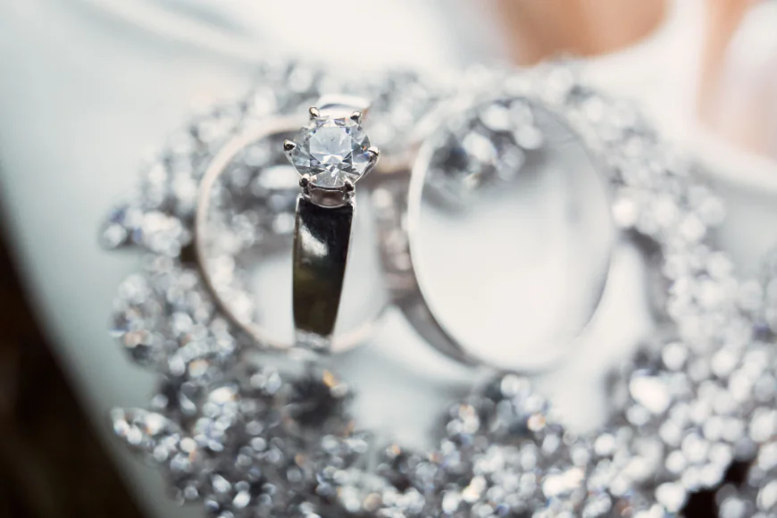 Why Solitaire Engagement Rings Remain a Popular Choice for Proposals?