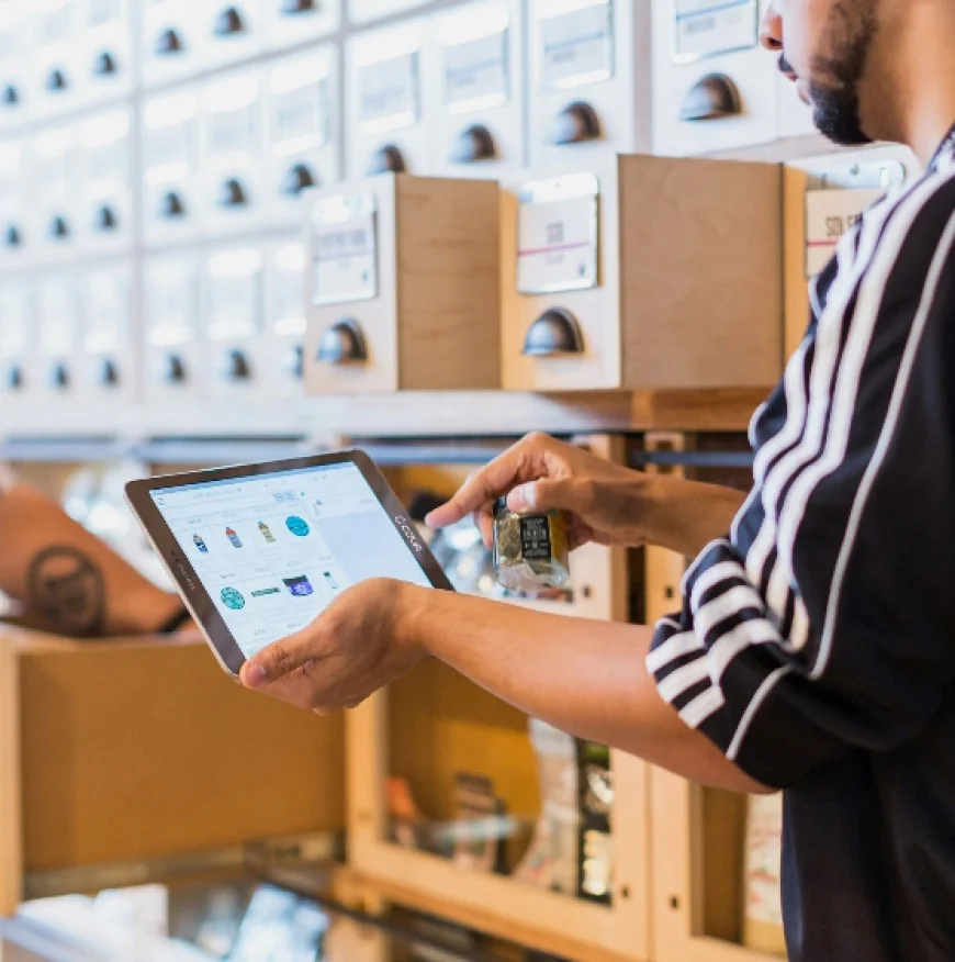 The Role of Technology in Modern Business Sales