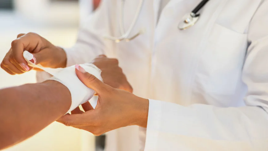 Wound Dressing at Home for Faster Healing
