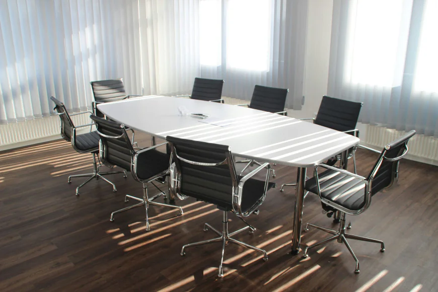 What Office Managers Often Overlook When Assessing Workplace Cleanliness