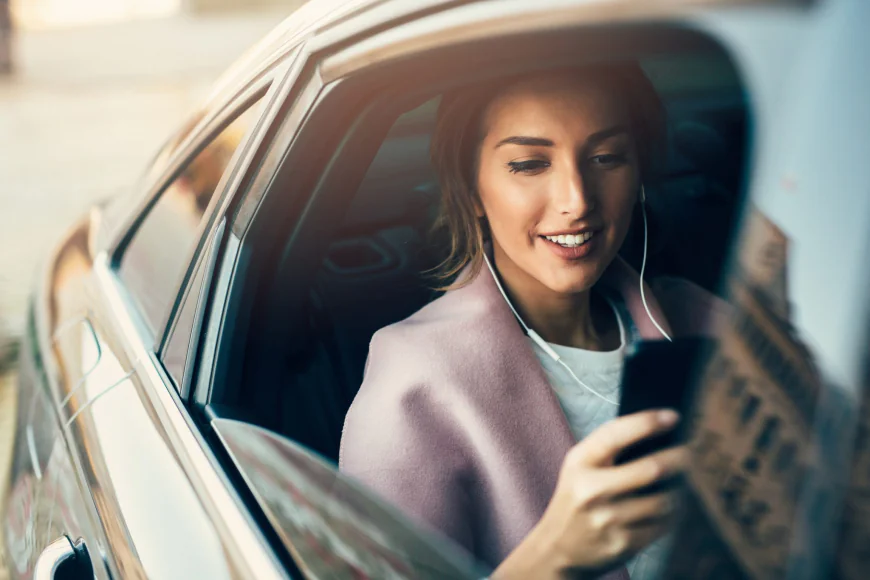 Airport Taxi Minibus: Comfortable Group Transfers with London Airport Taxi