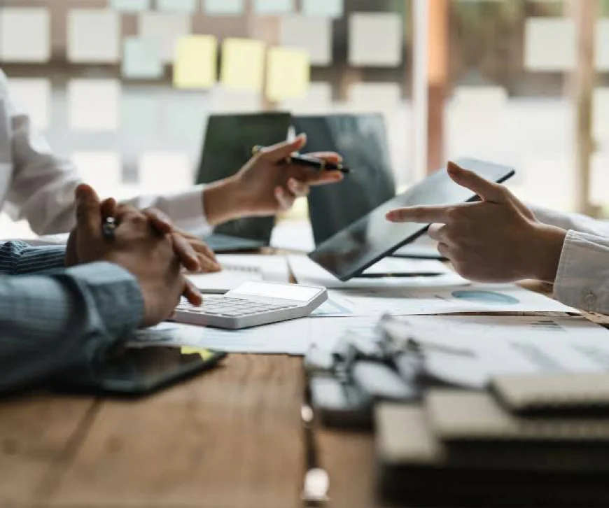 How Loan Officers Can Turn Mortgage Refinance Leads Into Closed Loans
