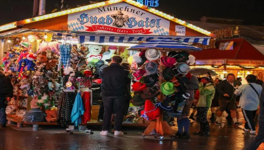 Oktoberfest Munich 2026: How to Explore the City with Hop-On Hop-Off Buses