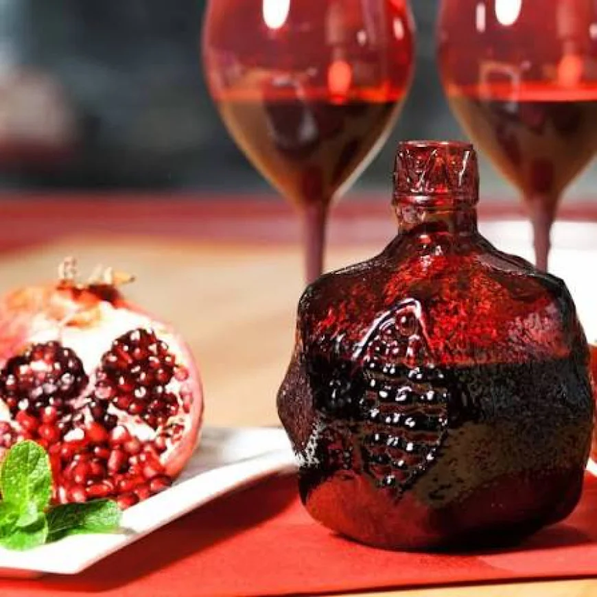 Pomegranate Wine and Beyond: Exploring Armenia’s Unique Fruit Wines and Gift Options