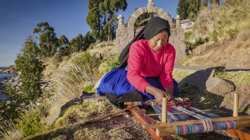 Trip to Lake Titicaca: Uros and Taquile Day Tour