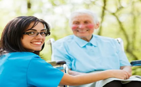 How to Live in Home Care in Toronto: Supports Aging Comfortably Every Day