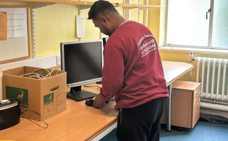 Office Movers London: How to Plan an Office Move With Zero Downtime