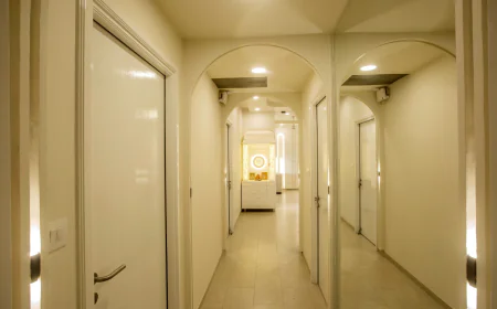 Stylish Modular Wardrobe in Delhi for Smart Home Storage