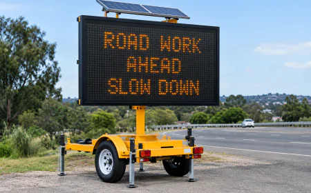 From Roadwork to Events: Using Digital Signs for Better Communication