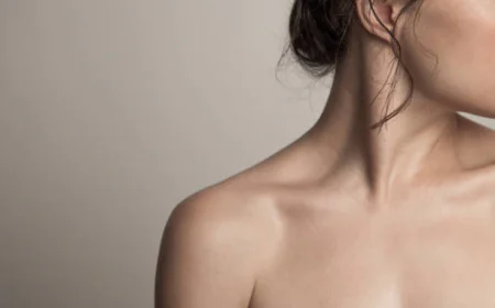 Does Neck Lift Surgery help reduce visible neck bands